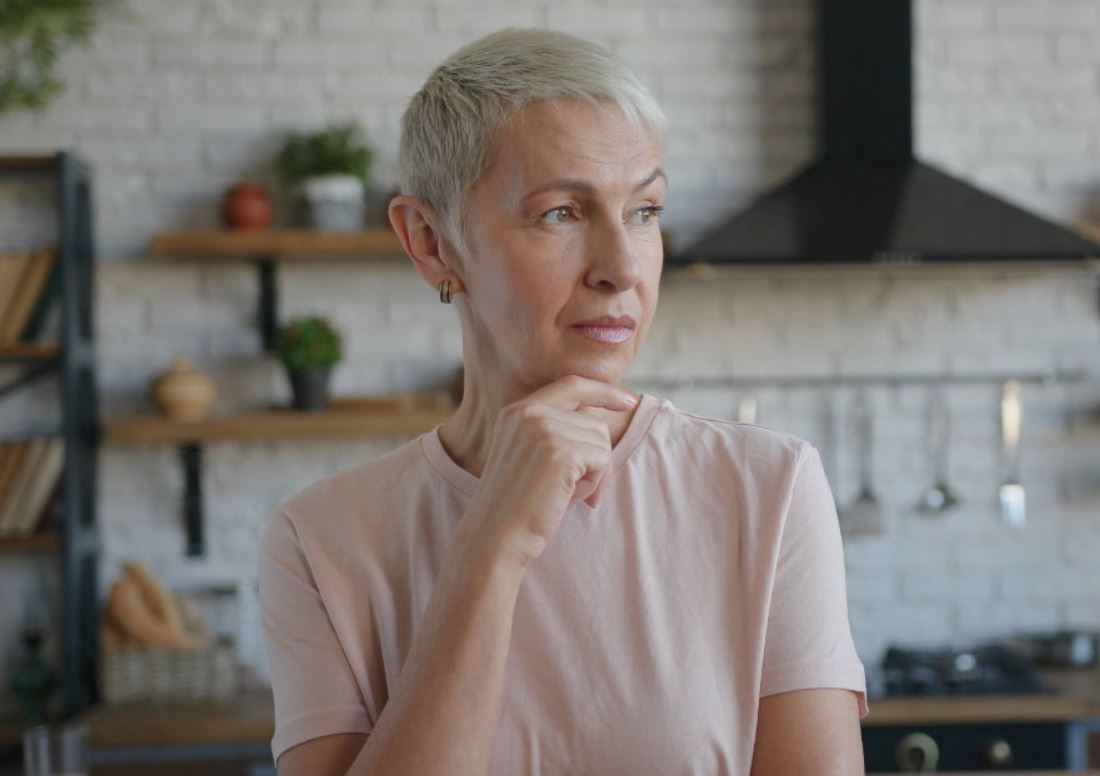 «Сначала мать сестру тиранила, теперь это стала делать дочь!» — вздыхает Варвара