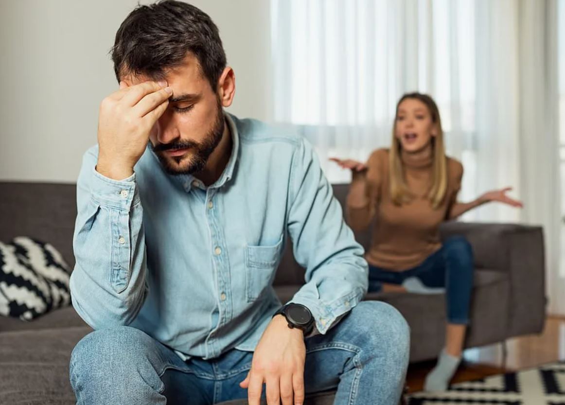 «Ну, знаешь, не передергивай. Это разные ситуации!» – говорит Гале муж