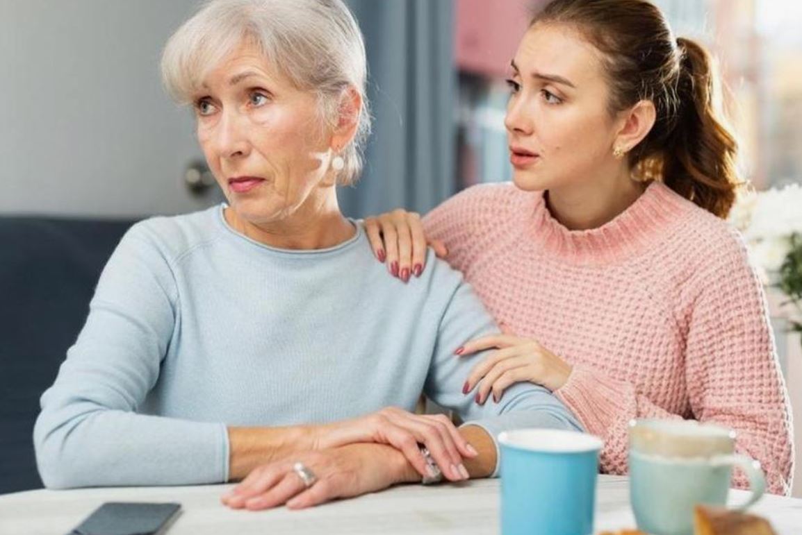 «Пока не выйдешь на нормальную работу, помощи от меня не жди!» – говорит дочери мать