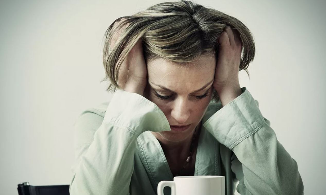 «Сестра собралась разводиться из-за одного телефонного звонка», – жалуется Анна «Сестра собралась разводиться из-за одного телефонного звонка», – жалуется Анна