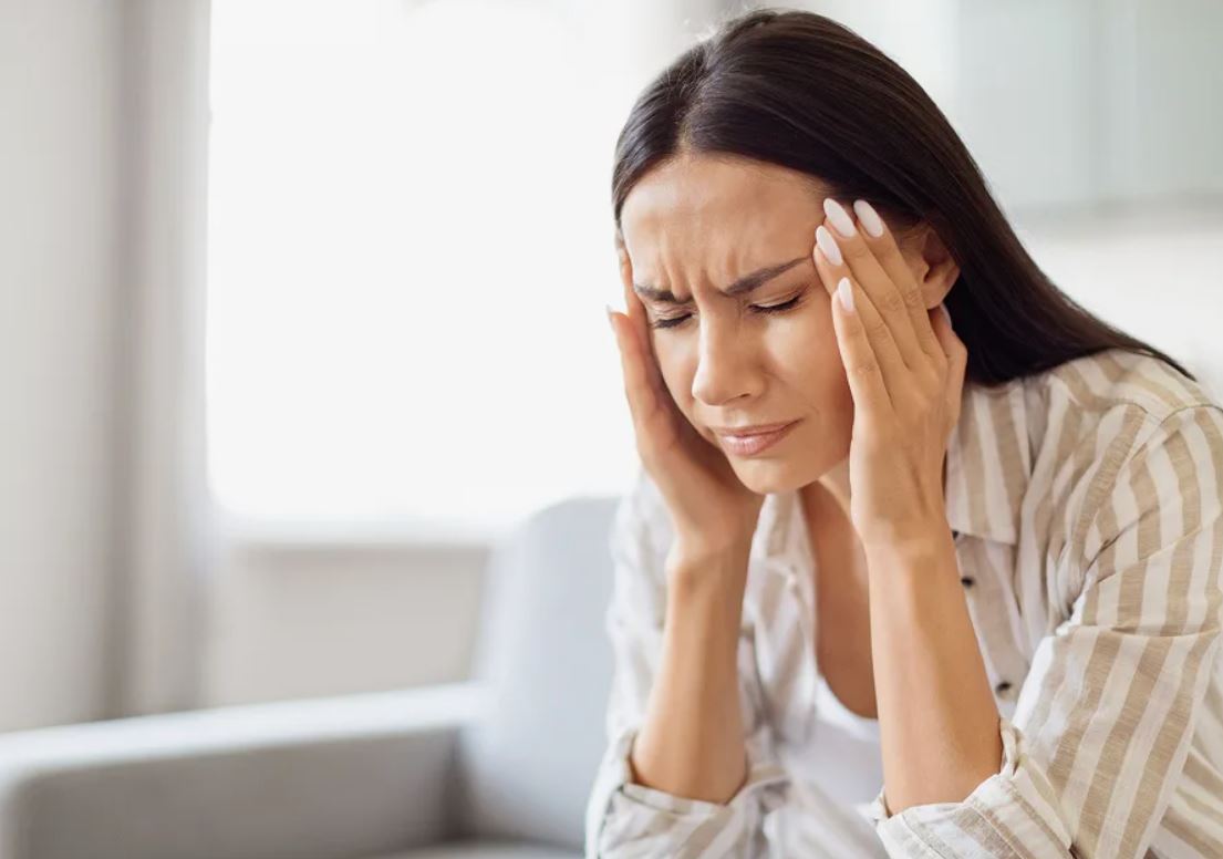 Тётя притащила на свадьбу племянницы незваных гостей, свою дочь с ее парнем: «Сюрприииз!»