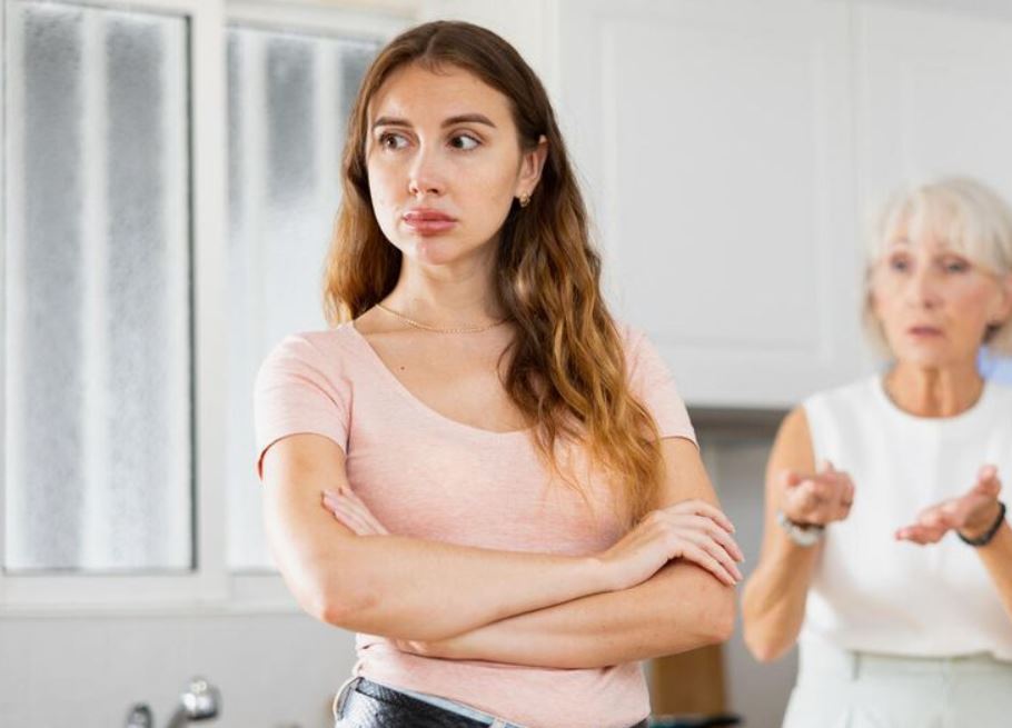 «Живи теперь с сухарём, тебя же всё устраивало!» — сказала Татьяна дочери